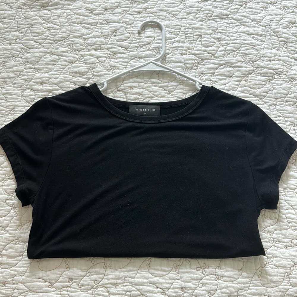 White fox black tshirt medium new no tags